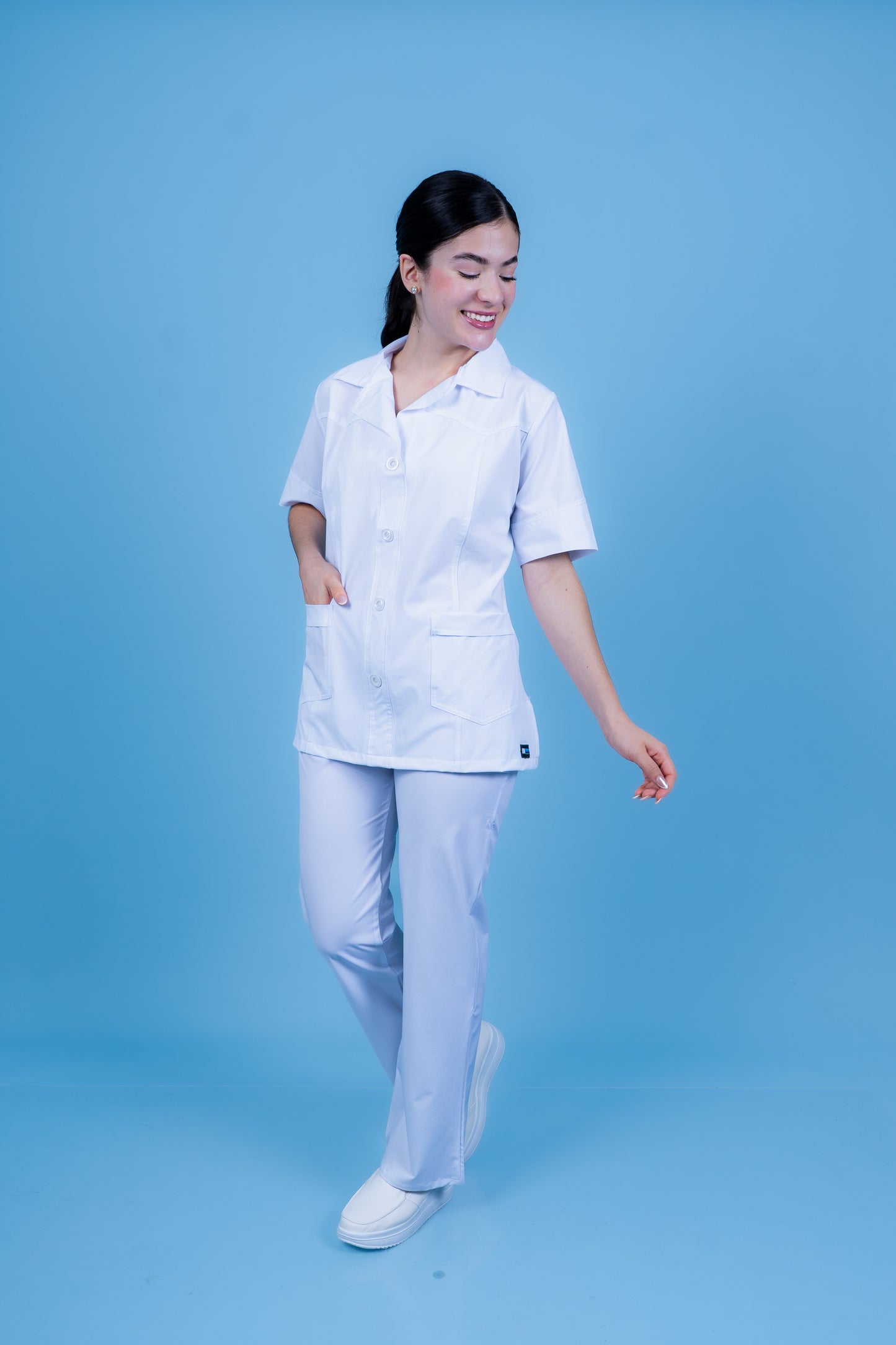 Uniforme de Enfermería Moana Blanco