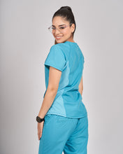 Cargar imagen en el visor de la galería, Uniforme de Enfermería Ruth
