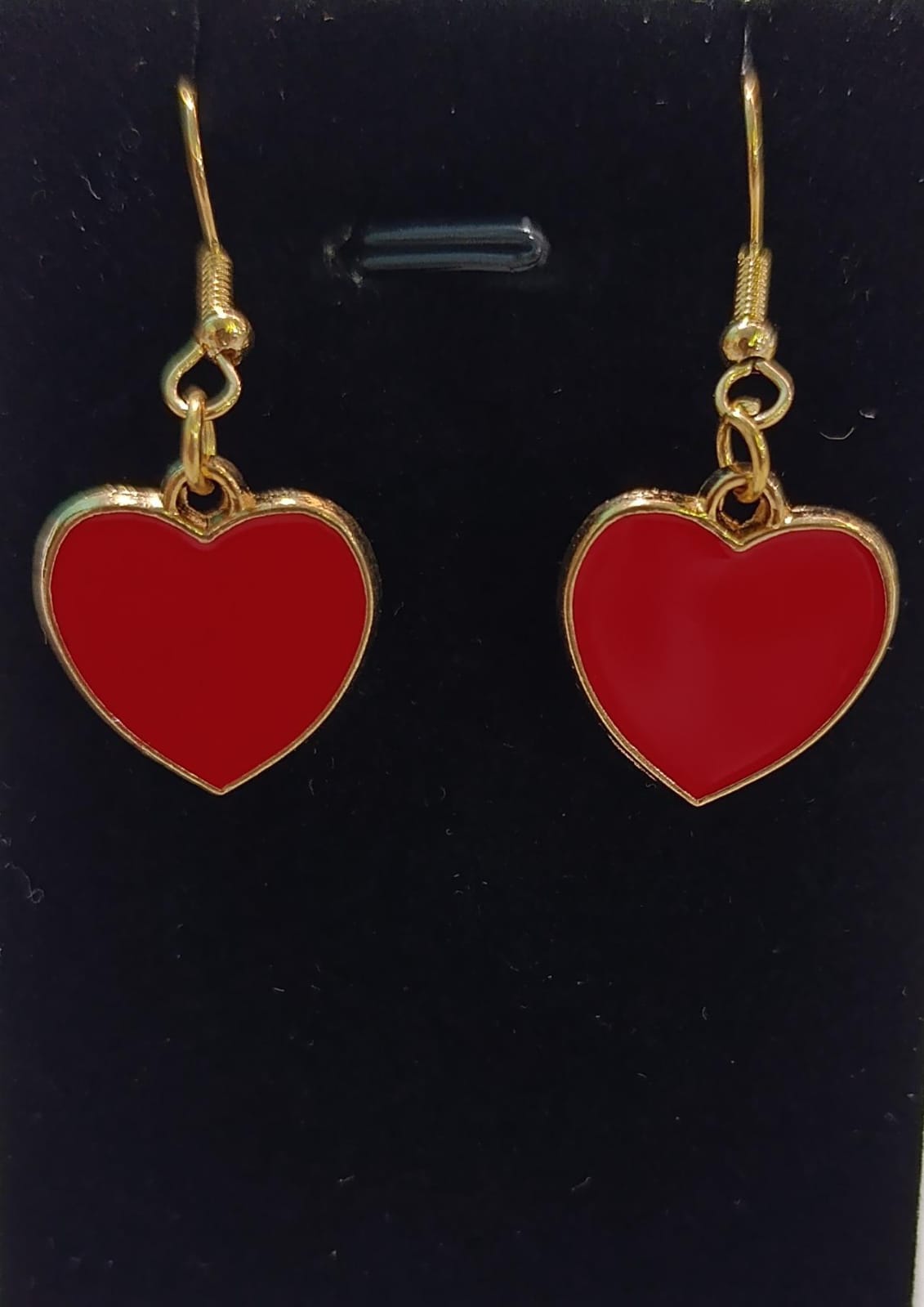 Aretes corazones rojos